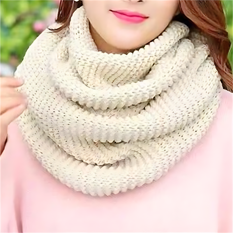 Susannah - Women's Infinity Loop Winter Scarf