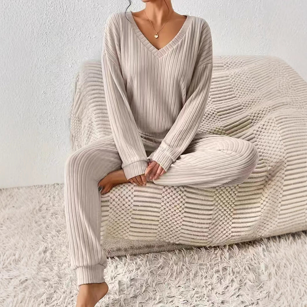 Theodosia - Women's Ribbed Two-Piece Lounge Set