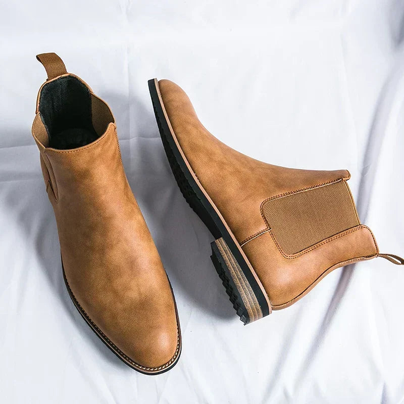 Lawrence - Men's Minimalist Chelsea Boots