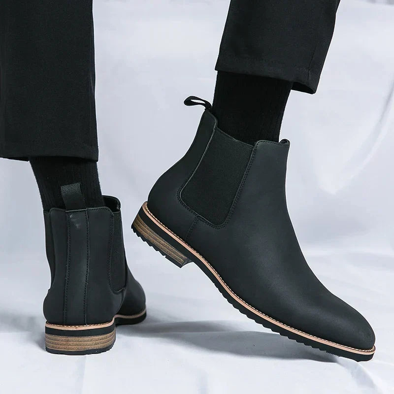 Lawrence - Men's Minimalist Chelsea Boots