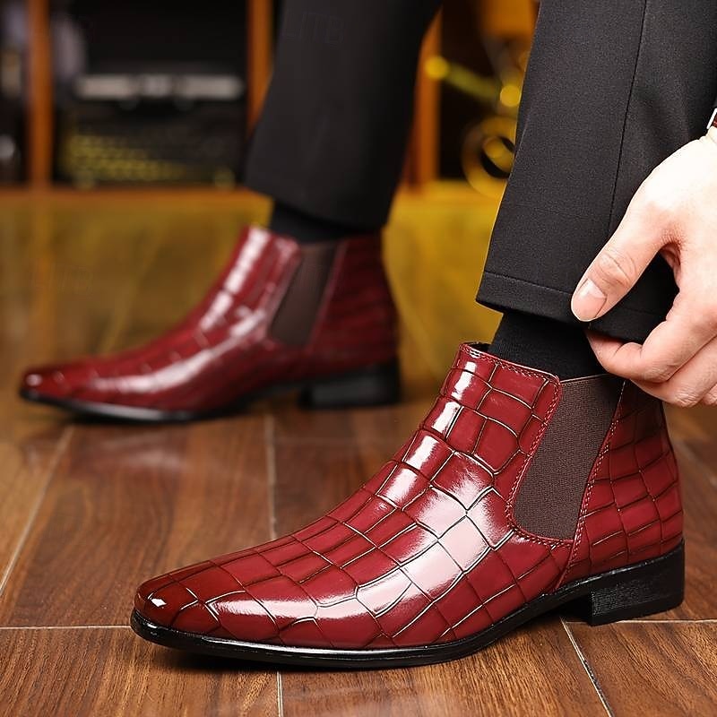 Llewellyn - Men's Refined Chelsea Boots